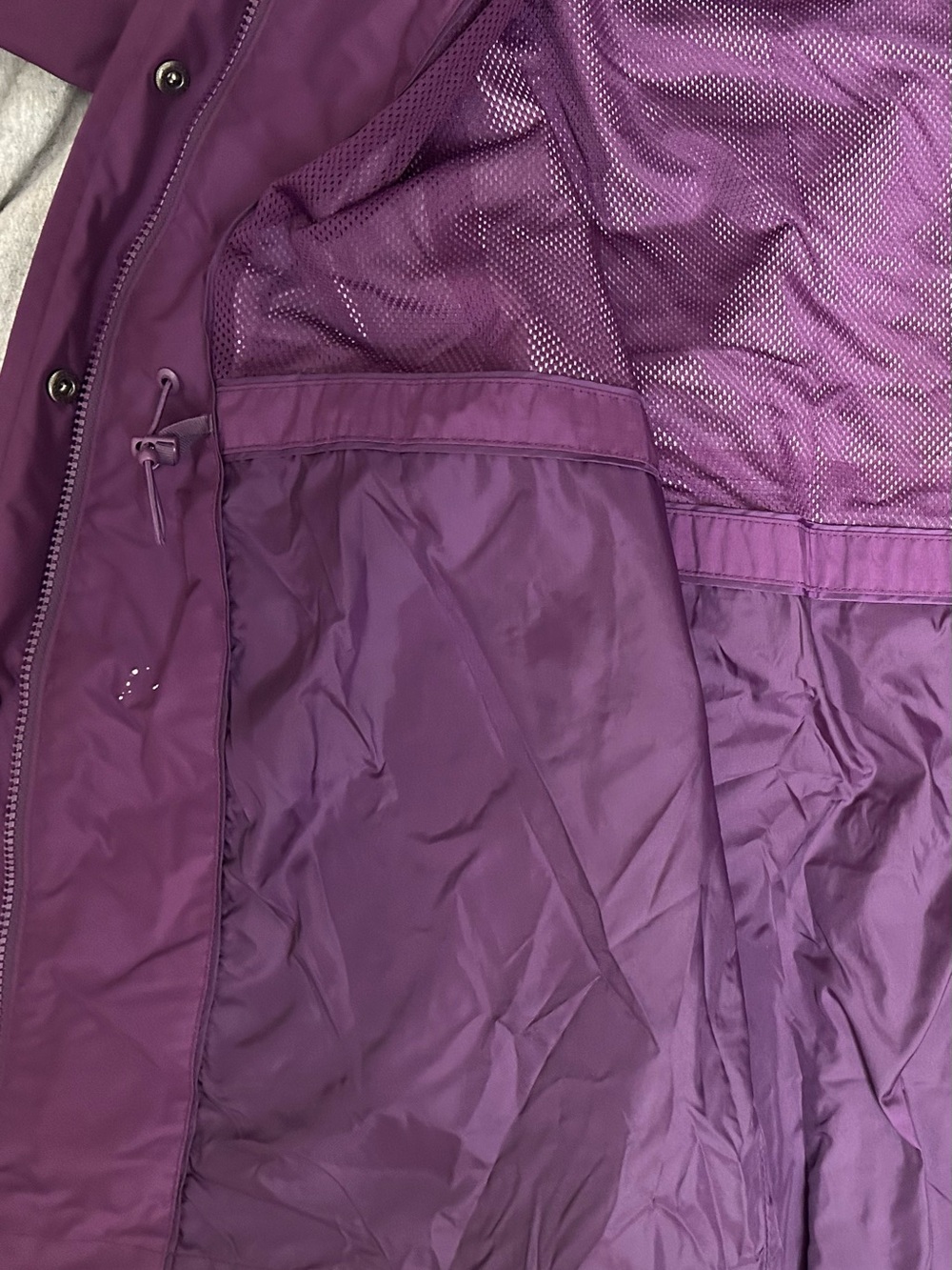 LL Bean Purple Women's Lightweight Rain Jacket size large - Picture 12 of 13